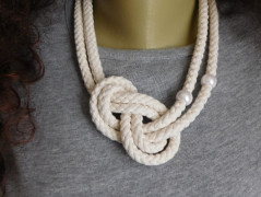 Náhrdelník - Tři kuličky larimaru