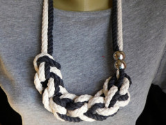 Náhrdelník - Tři kuličky larimaru