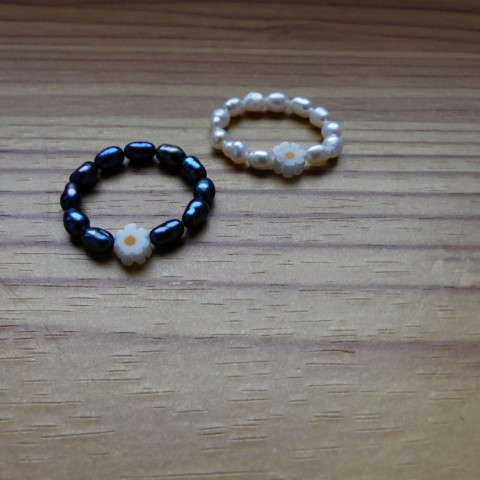 Prstýnek - z perlí nerez perličky perla prstýnky 