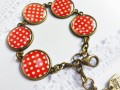 bílé puntíky s červenou - náramek
