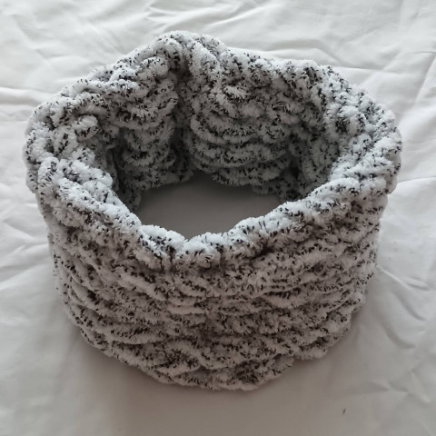 Nákrčník bílo-černý melír zimní nákrčník hřejivý teplý tunel 