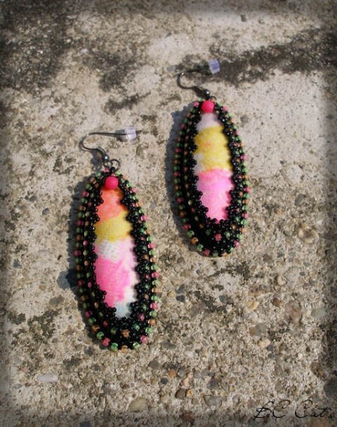 Neon - náušnice šperk doplněk náušnice sada neon nepřehlédnutelný pestrobarevný hravý nápadný zářivý uv efekt fimošon 