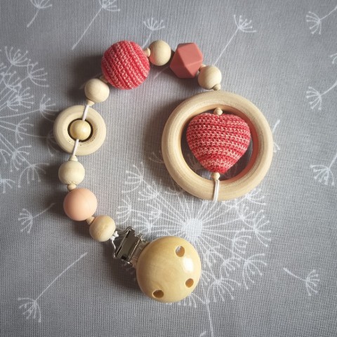 Kousátko - srdíčko no.2 dřevo kruh srdce korálky srdíčko přírodní miminko kroužek korále klip mimi kousátko zoubky drobeček 