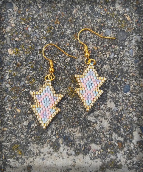 Rosemary - náušnice šperk korálky doplněk náušnice zlatá černá elegance kapka slza trojúhelník geometrické cihlový steh brick stitch toho treasure 