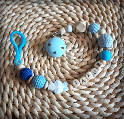 Klip na dudlík se jménem - Jakub dřevo korálky jméno přírodní miminko králíček zajíček korále klip mimi dudlík drobeček klip na dudlík na dudlík kralík jakub 