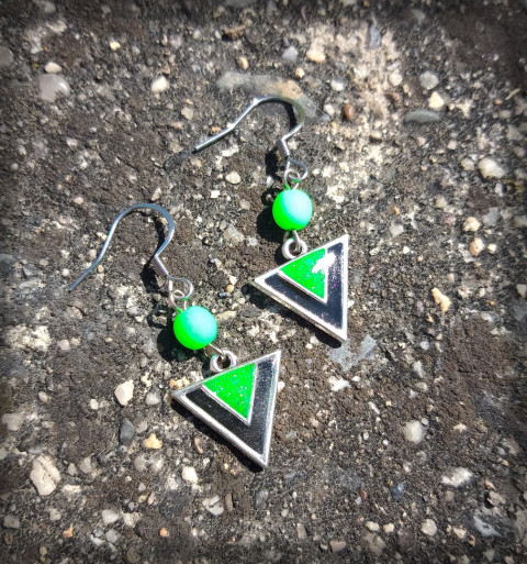 Neonové trojúhelníčky no.2 šperk doplněk náušnice neon korálek trojúhelník neonová trojúhelníček neonka 