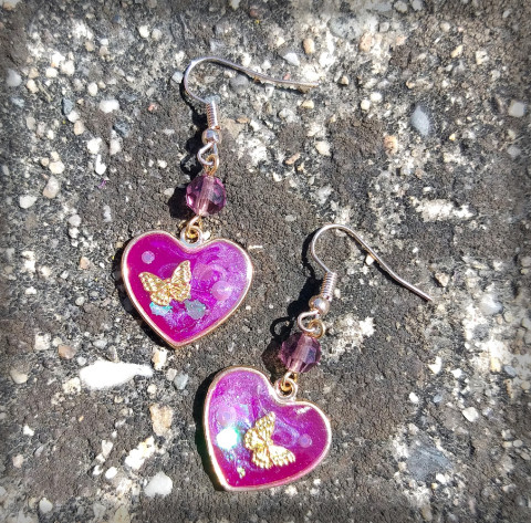 S motýlkem - náušnice šperk srdce korálky doplněk náušnice motýl srdíčko láska romantika motýlek romance cit 