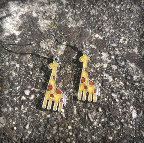Žirafky - hurá na safari žirafa šperk zvíře doplněk náušnice zábava ozdoby veselé hravé slunce bižuterie pryskyřice sluníčko afrika zvířátko žirafka safari savana legrace skvrny sranda 