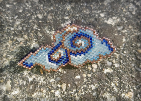 Na obláčku - brož brož šperk korálky doplněk pryskyřice obloha oblaka mrak obláček mráček 