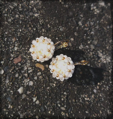 Zlatá oblaka šperk doplněk náušnice svatba nebe rokajl zlato obloha mraky oblaka nevěsta šupinky rulla 