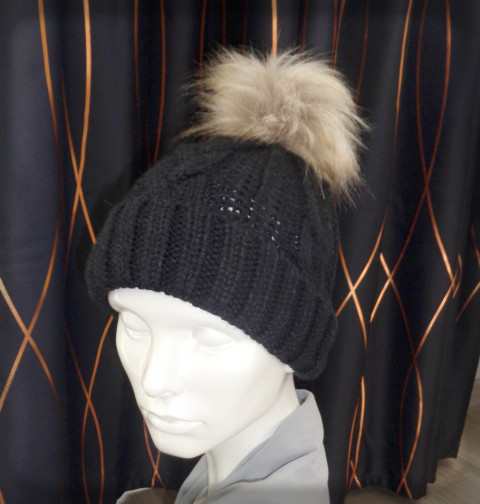 Kulich s kožešinovou bambulí no.3 kulich zima čepice pletení akryl univerzální bambule pokrývka hlavy módní doplněk kožešina hřeje psík mývalovity 
