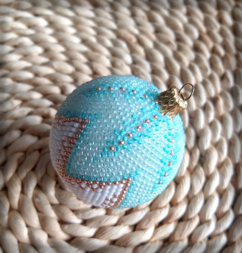 Baňka háčkovaná z korálků no.19 dekorace korálky vánoce sada ozdoba baňky koulička set vánoční ozdoba ozdůbka na stromeček baňka vánoční stromeček 