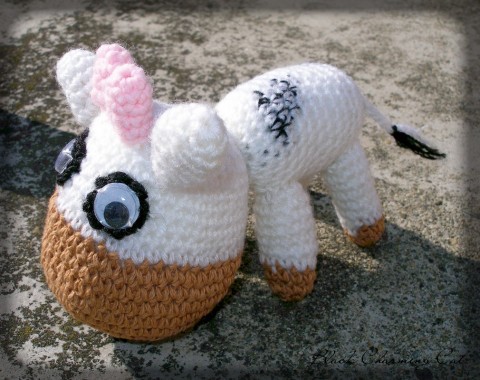 kravička Doubravka děti hračka háčkování dítě kravička telátko 