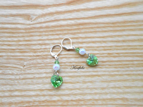 Náušnice Swarovski srdíčka 392/16 korálky zelená náušnice srdíčko bílá swarovski bižuterie pár peridot swarovski sluníčka peridot ab 