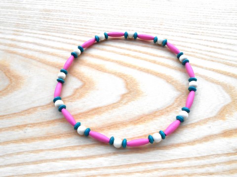 Korále dřev. smaragdobéžorůžové dřevěný dřevěné náhrdelník pestrobarevné dárek korálky zelená růžová zelený dívčí narozeniny zelené béžová dětské růžový růžové smaragdová korále pružný pánské béžový pruženka pro děti do školy na krk do školky béžové chlapecké proženy navlékané 