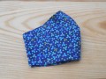 Rouška modrá s kytičkami