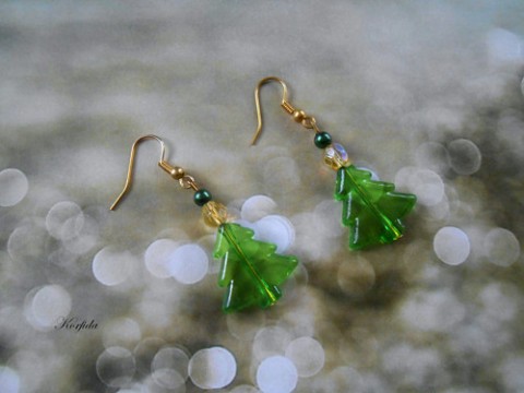 Náušnice vánoční zelené stromečky na pro korálky zelená náušnice strom vánoce zelený dívčí elegantní ženy vánoční zelené žlutá uši bižuterie taneční stromek stromeček městský dívky korfida proženy bižuterníkomponenty plastové.korálky 