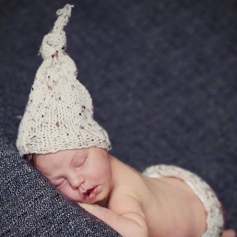 Pletená čepička, uzlík hlava dárek čepice holčička šedá miminko focení batole uzlík chlapeček 